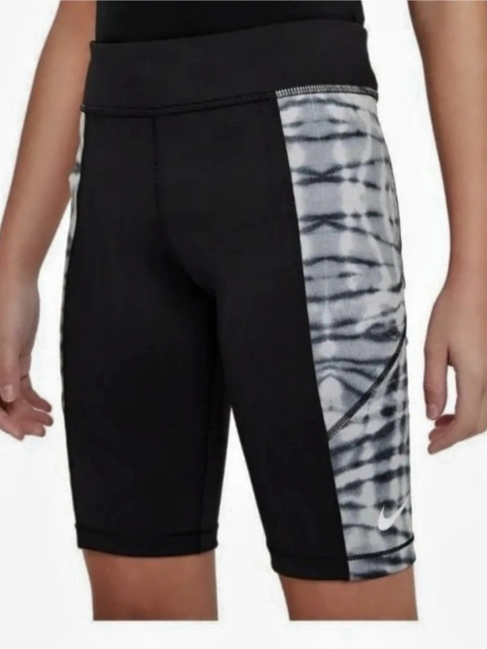 Nike Tight Fit Dri-FIT Shorts Girls XL NWT